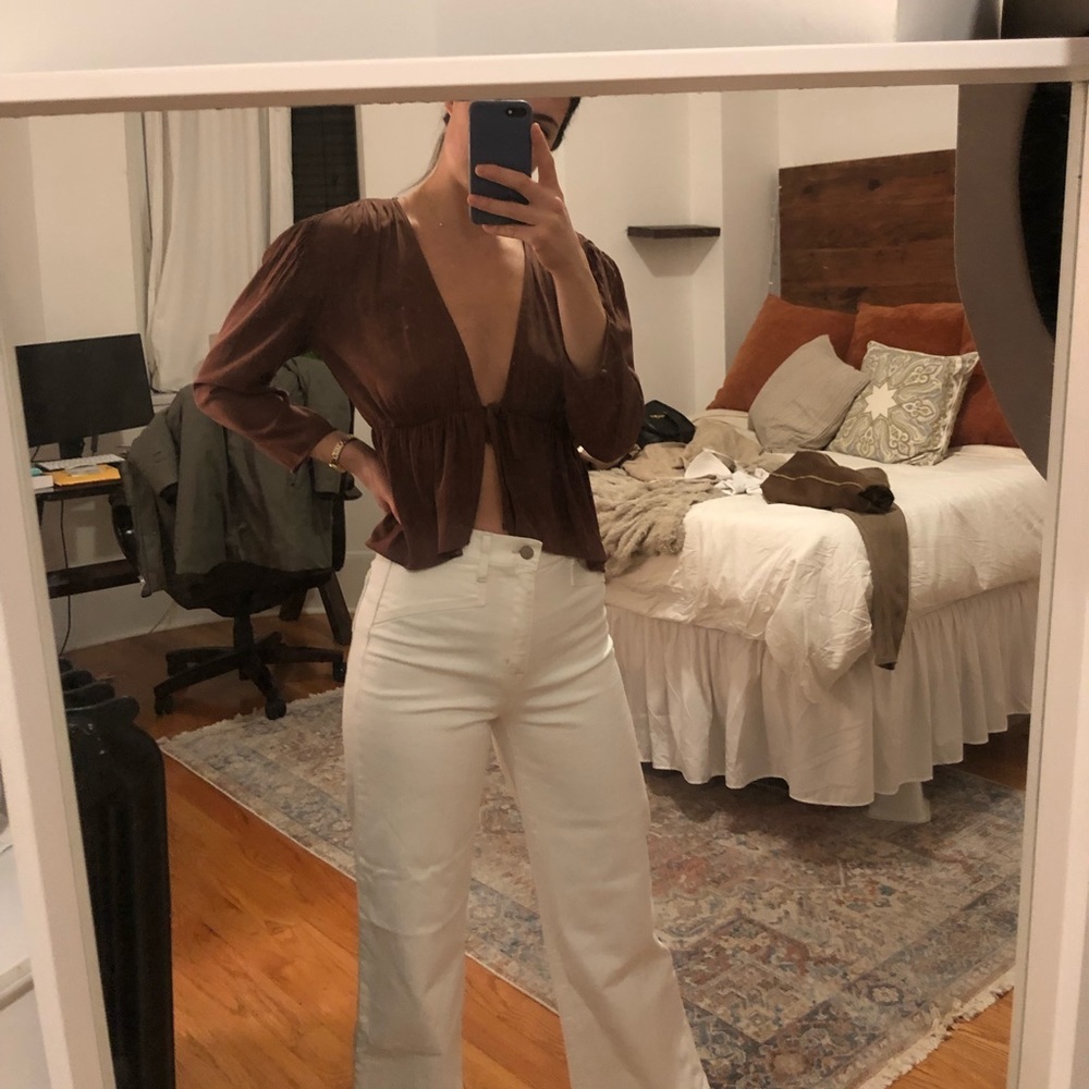 COPY - Aritzia flowy top